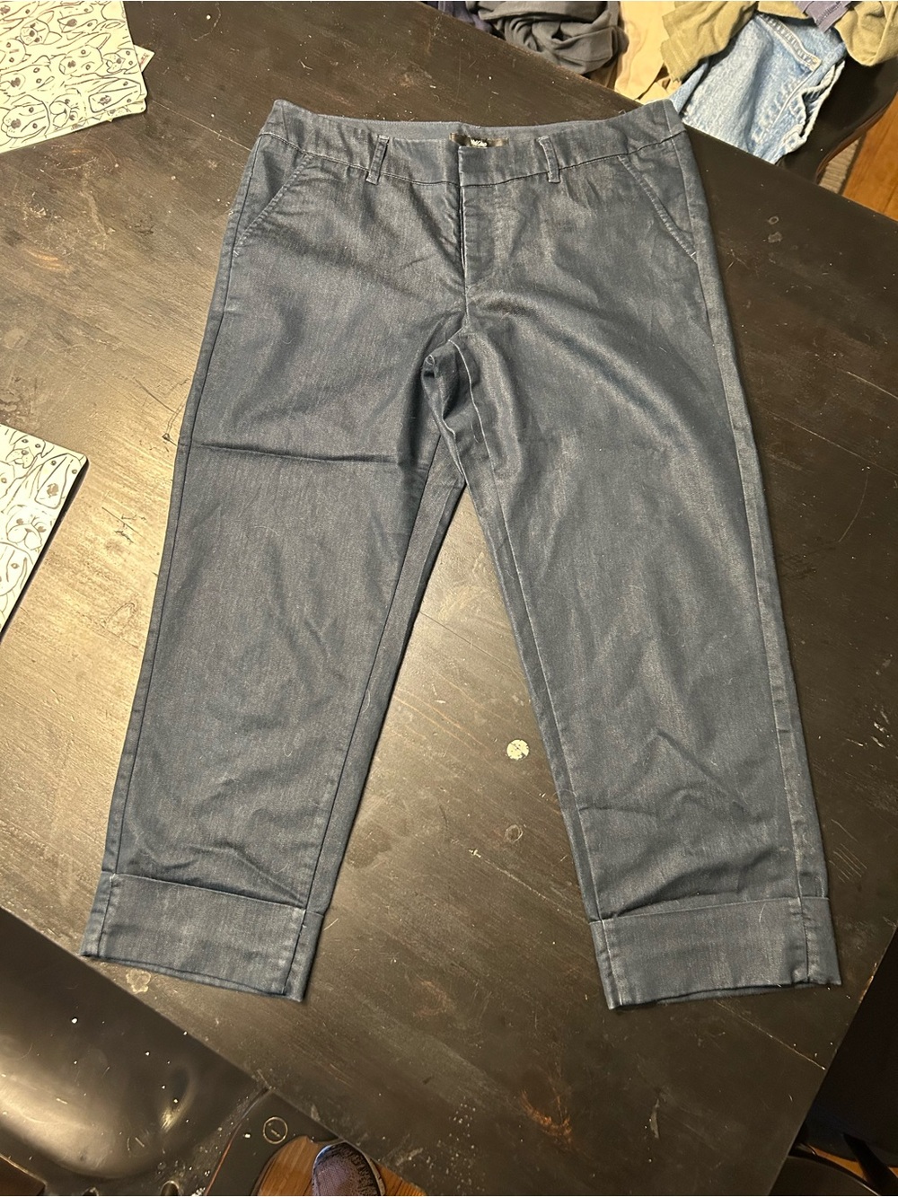 Women’s Mossimo Supply Co. Navy Blue Chino Capri’s Size 8